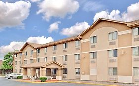 Super 8 By Wyndham Mokena/Frankfort /I-80